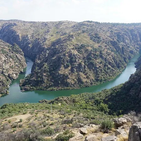 Casa Indrineiras Ferienhaus Mogadouro (Braganca)